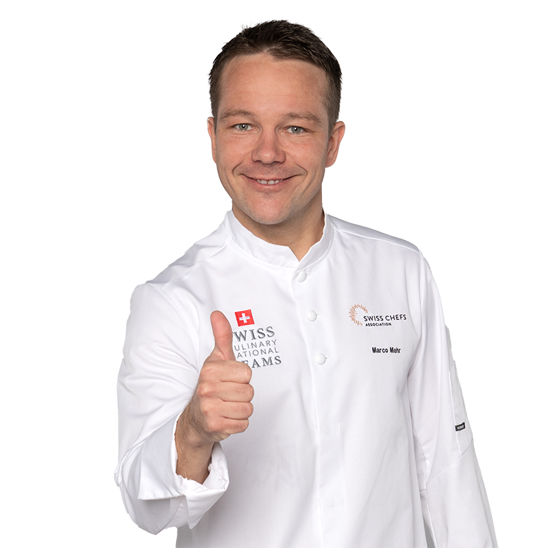 Marco thumps up